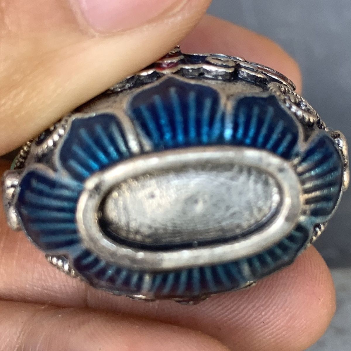 Vintage Cloisonne Bronze Snuff - Collectible Vintage Tools review and price