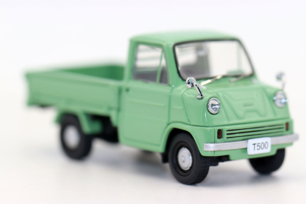 Ebbro 1/43 Scale T500 Truck Vi - Vintage Collectible Trucks review and price