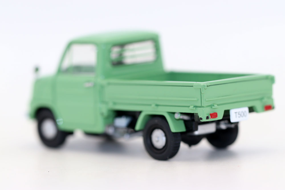Ebbro 1/43 Scale T500 Truck Vi - Vintage Collectible Trucks review and price