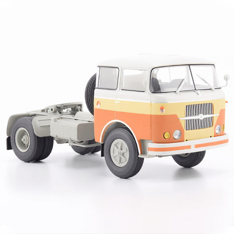 1:43 Scale Alloy Model Classic - Vintage Collectible Trucks review and price