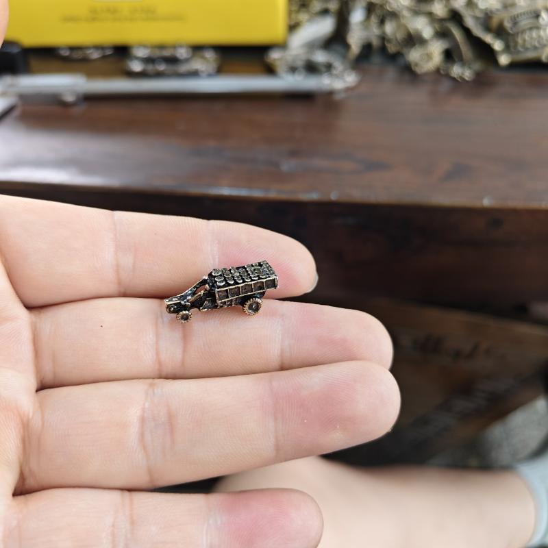 【HG】Iron Miniature Truck Retro - Vintage Collectible Trucks review and price